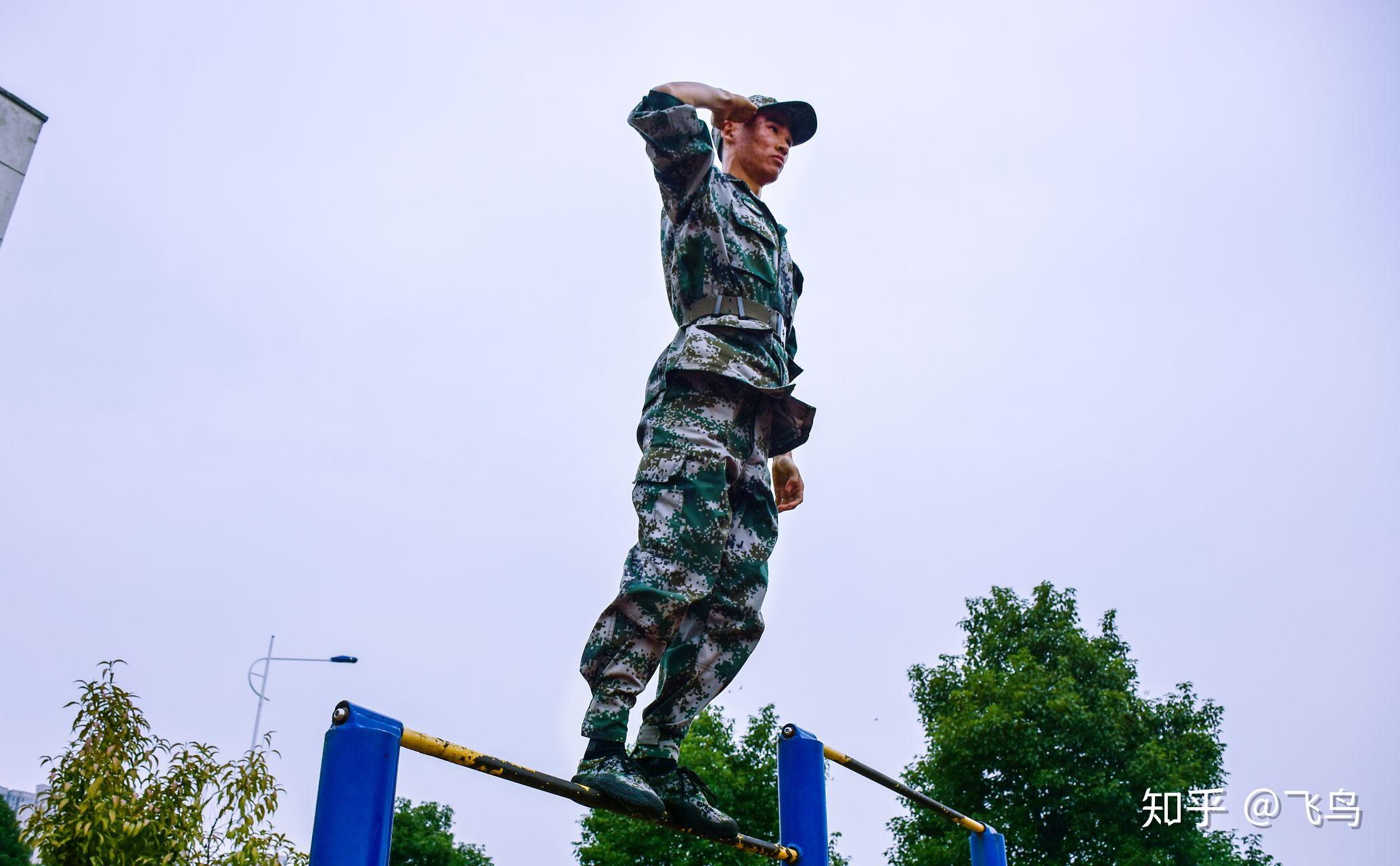 每天跑步容易伤膝盖,那部队里面军人每天锻炼,他们的膝盖都会有问题吗