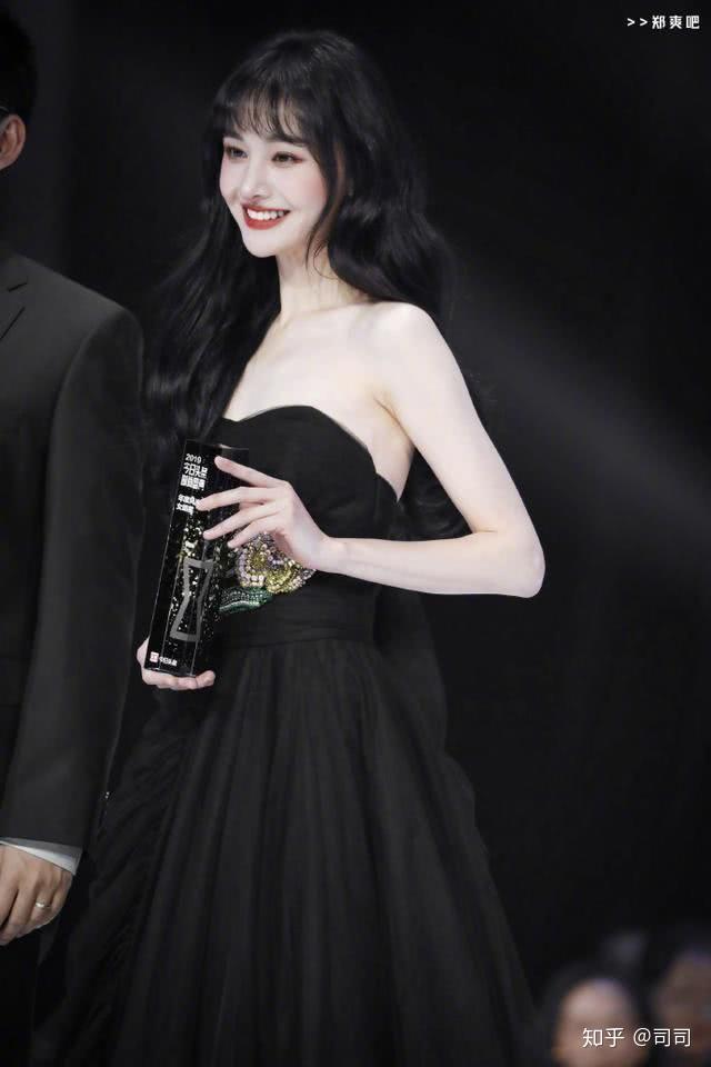 郑爽有哪些出圈神图? - 知乎