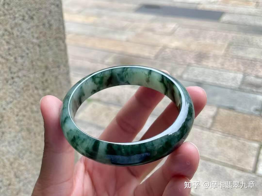 糯种飘蓝花翡翠值不值钱- 知乎