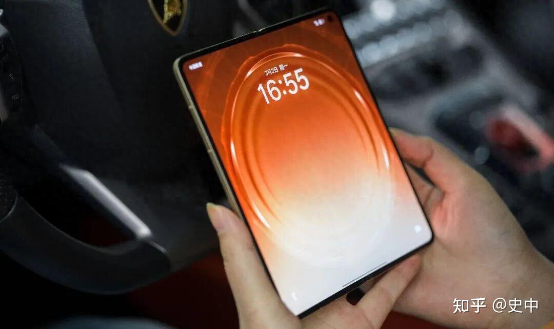每一个买折叠机的人,都应该知道 OPPO 干了什么。