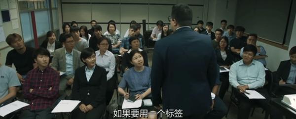 《再见UFO》爆冷横扫五项大奖,这可能是今年最佳港片