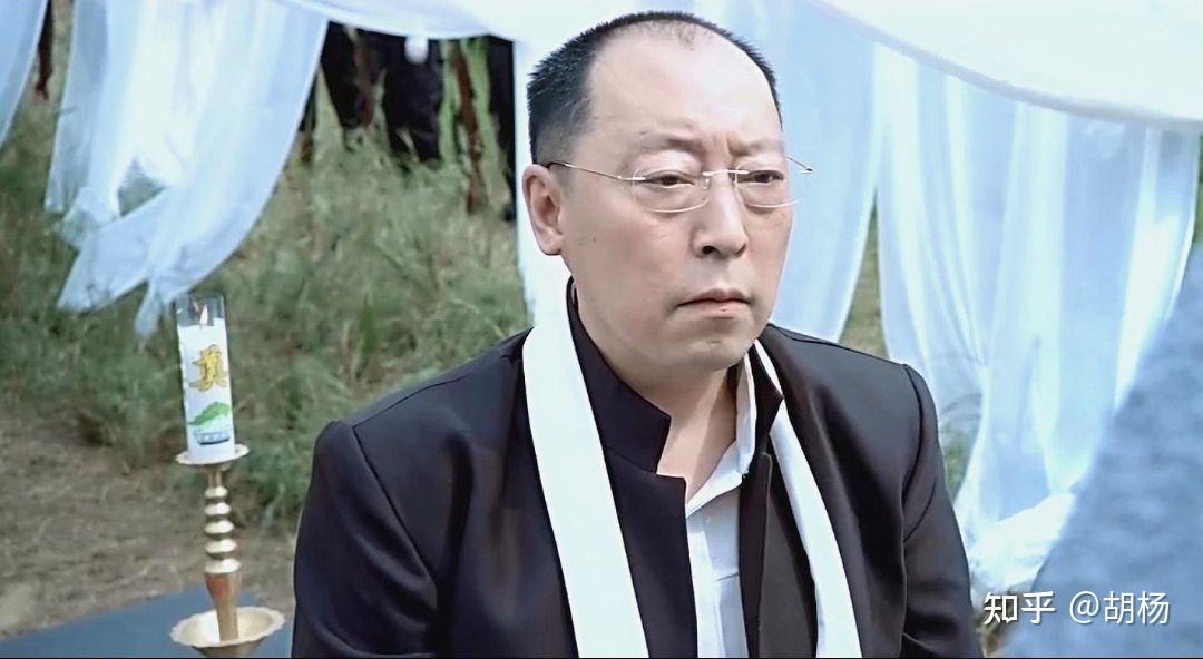 如何评价王传君在《孤注一掷》里的表现?