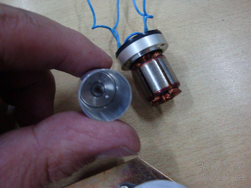 空心杯电机原理