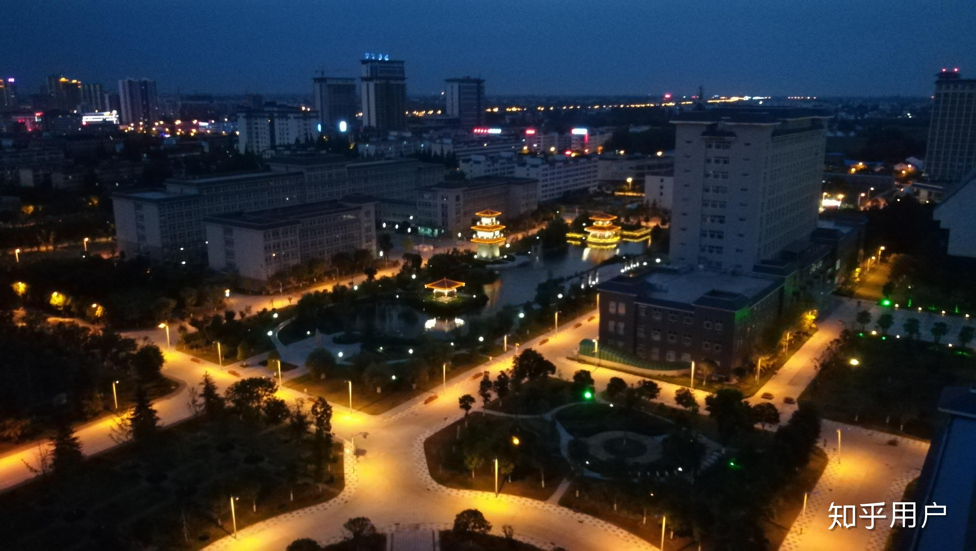 陕西理工大学夜景图片