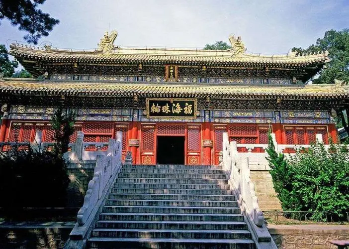 中国有哪些至今保存的重檐庑殿顶古建筑？ - 知乎