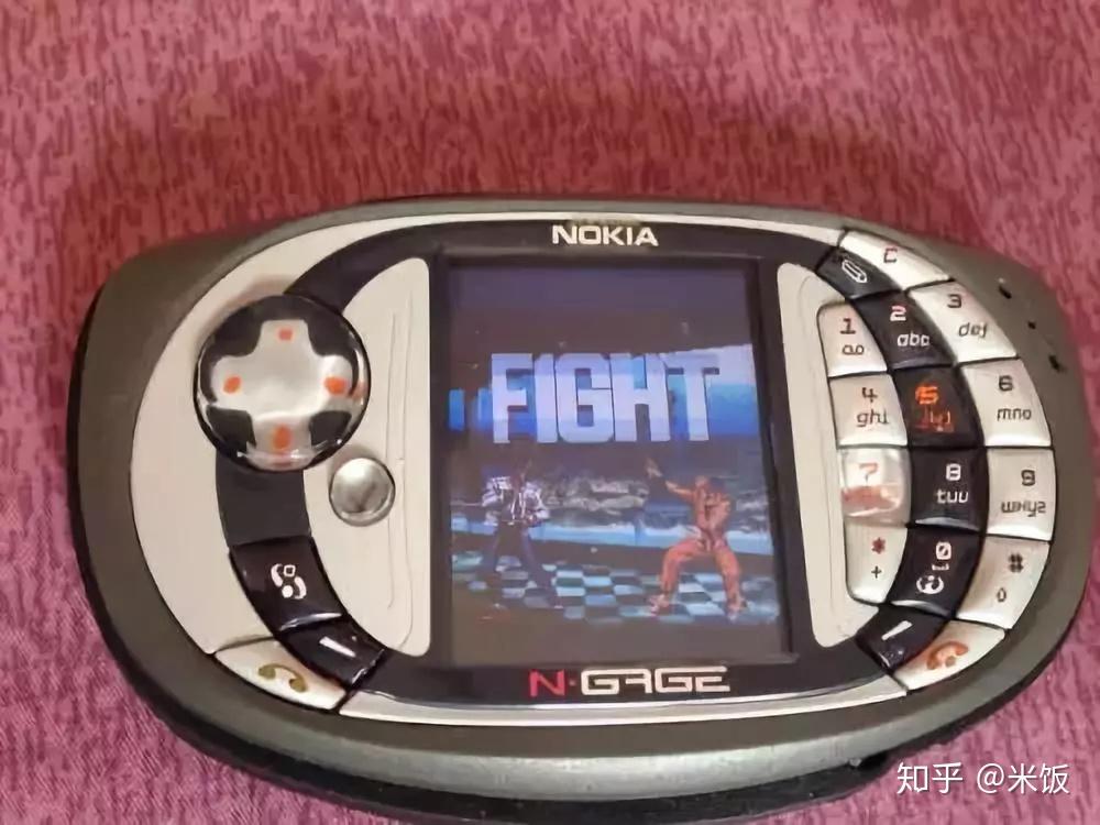 诺基亚的qd游戏手机有改变当时的掌机格局吗上面有好玩的游戏吗这个