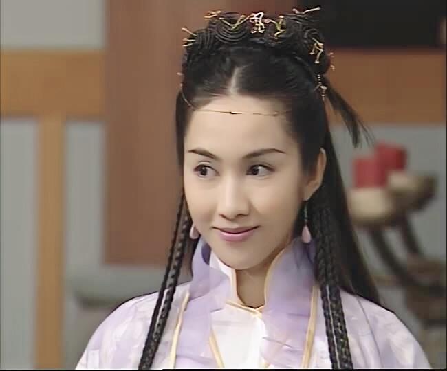 为什么我觉得李若彤的小龙女并不好看?