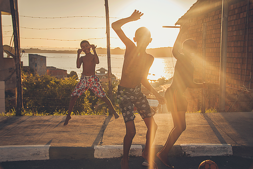 童年的跳跃回忆