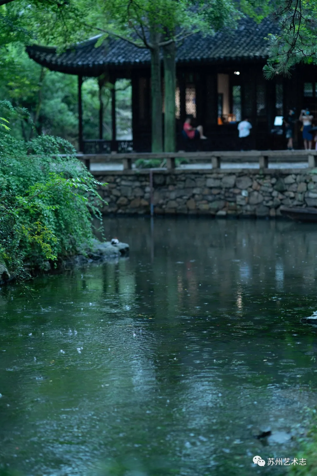 苏州的下雨天是怎样的你有什么样的雨中姑苏的体验