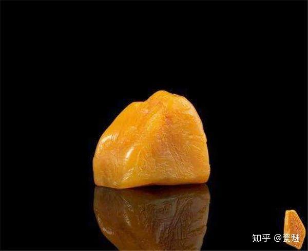 寿山石田黄石印章1点395g TA1155 田黃少爺】老料壽山灰田黃石印章65.5克壽山石田黃凍