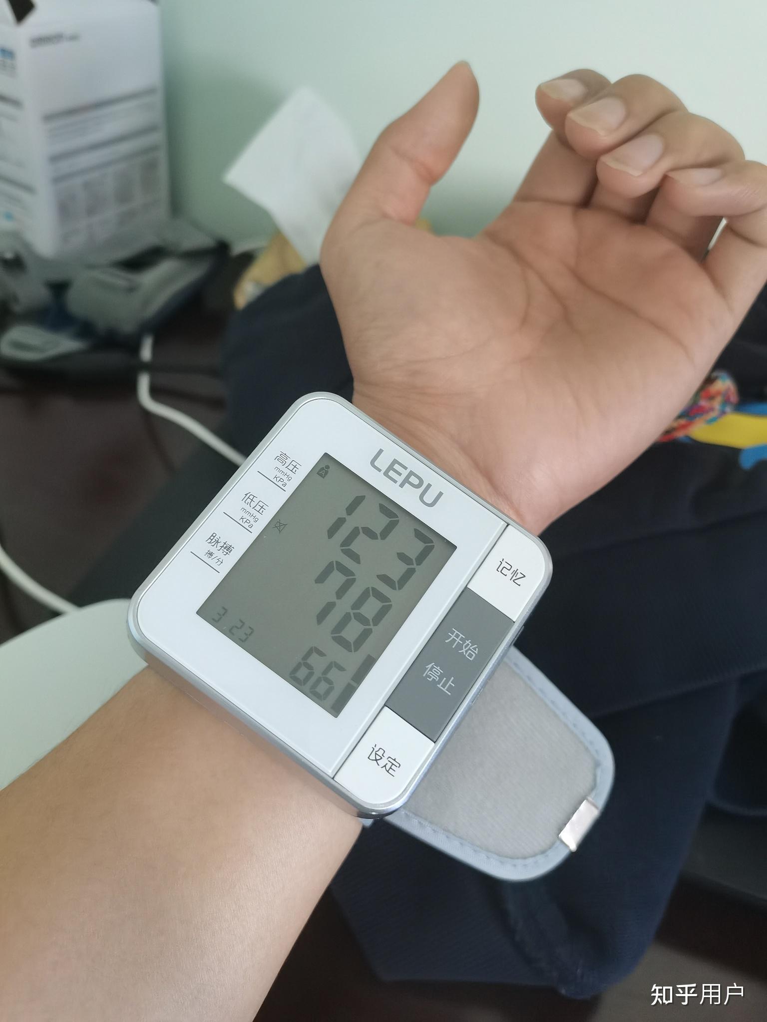 去医院就紧张,然后给我量血压就高了,回到家里自己量就正常的? - 知乎