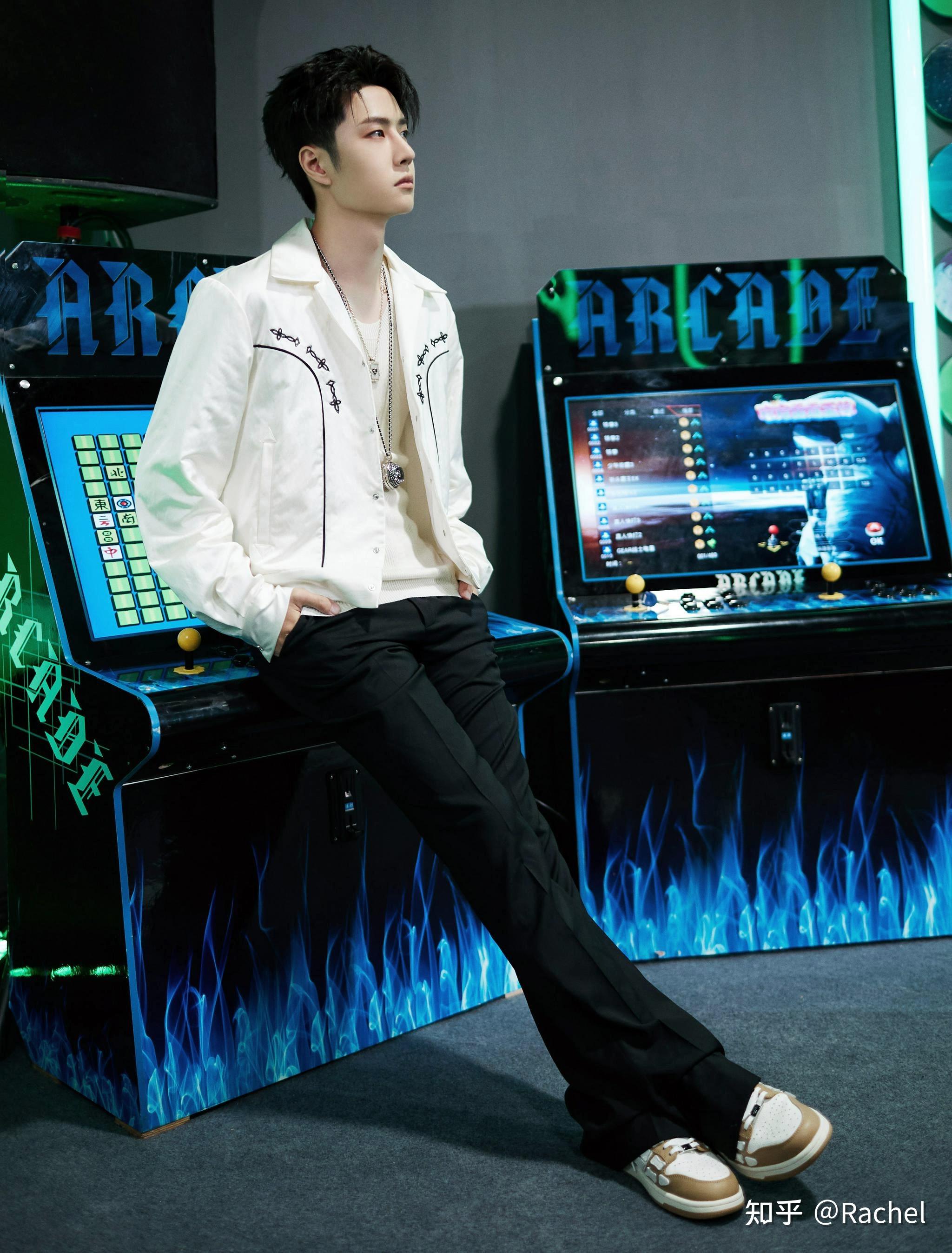 有多少人是因为好奇王一博为什么被全网黑,去考古他,而入坑出不去的呢