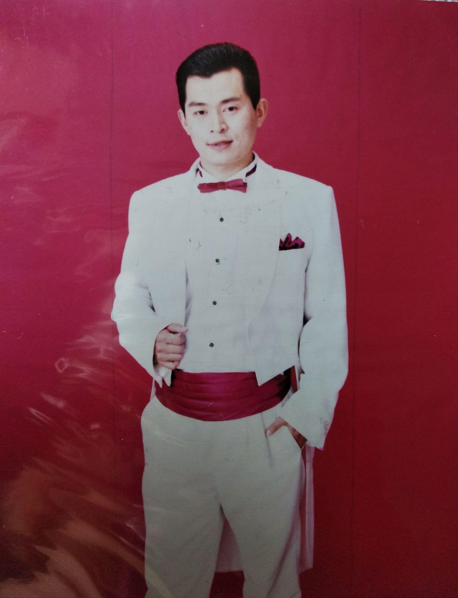 女生有一个帅爸爸是怎样一种体验?