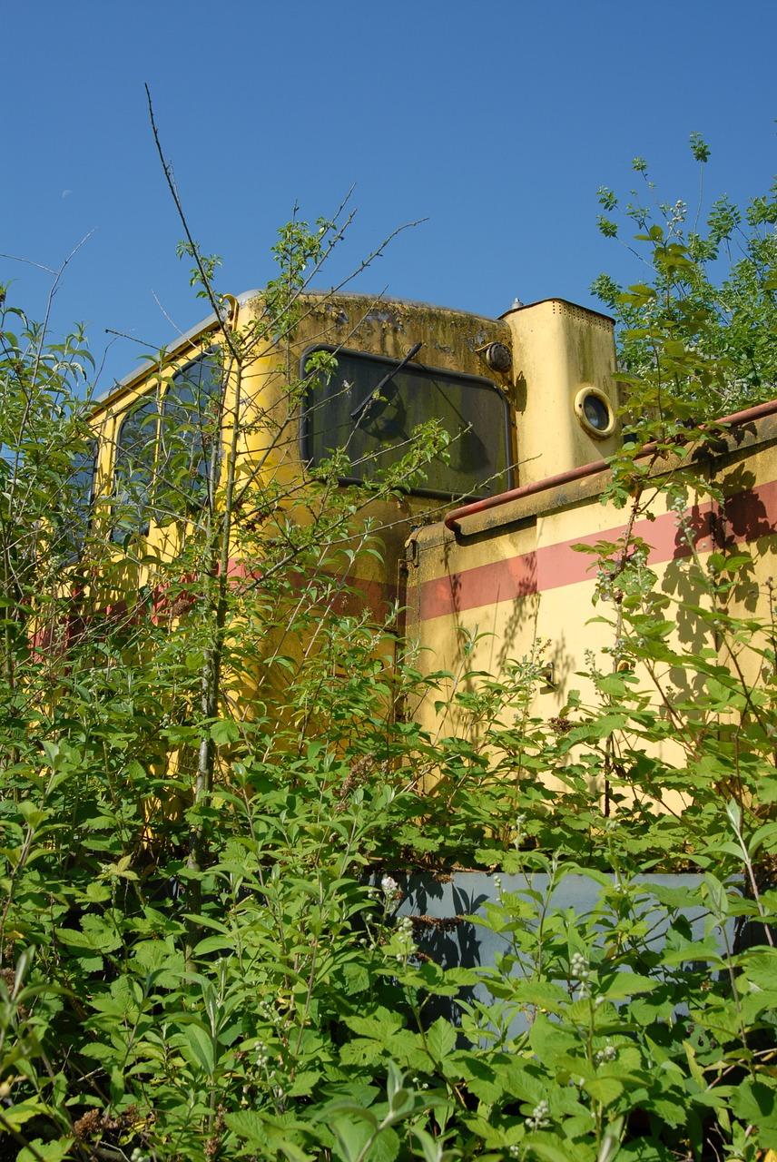 高铁到多少岁退休