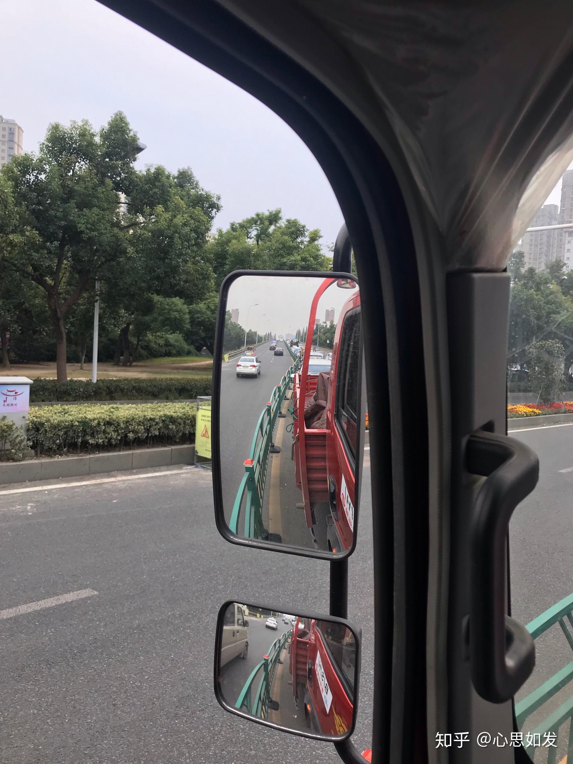 货车同侧2块后视镜分别起什么作用? - 知乎