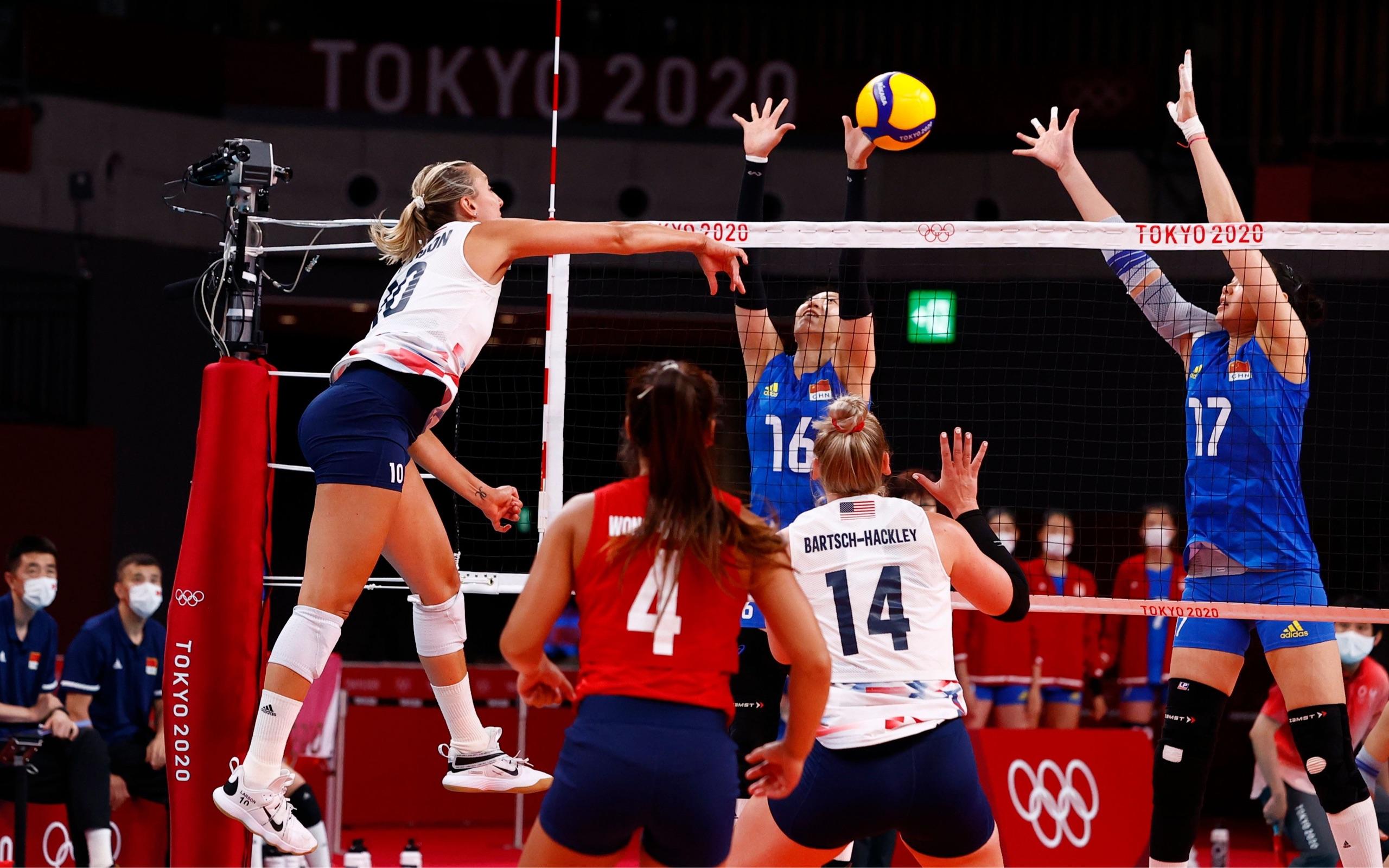 2020 东京奥运女排小组赛中国 0:3 不敌美国遭遇两连败,如何评价本场