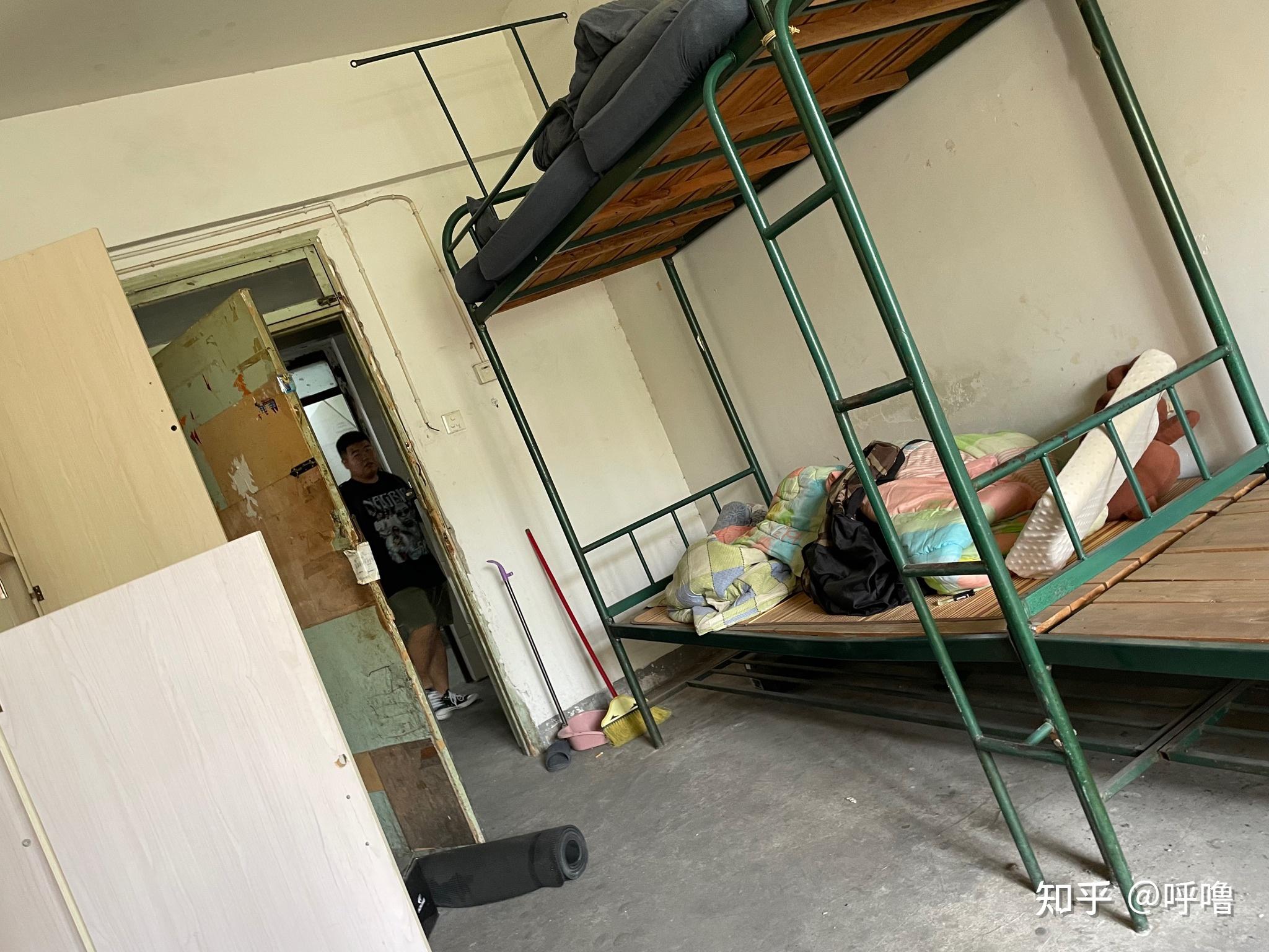 安徽大学宿舍怎么样,另外法学院在哪个区? - 知乎