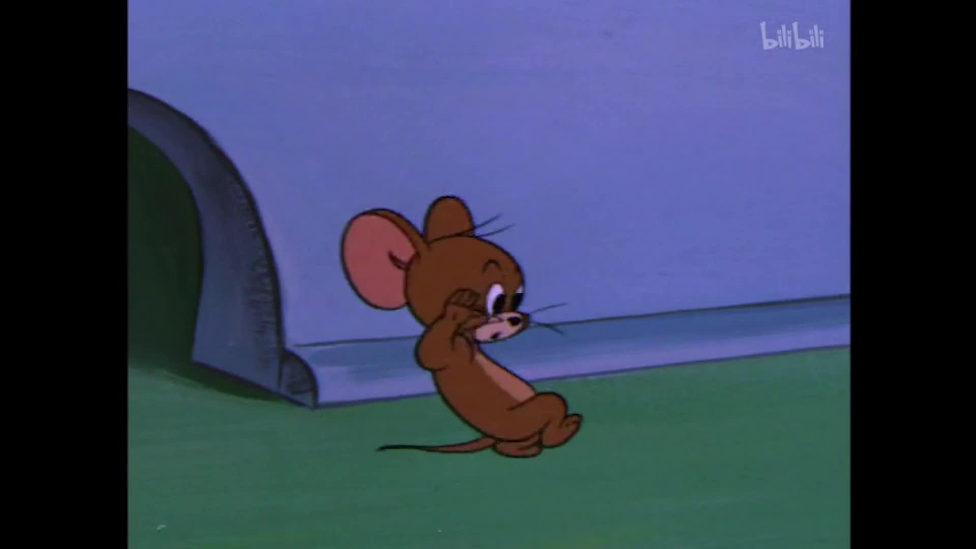 猫和老鼠中,泰菲和小鸭子为何称呼汤姆为不惜卡?