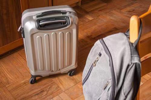 出门行李箱可以寄存在哪?行李箱寄存的地方及费用