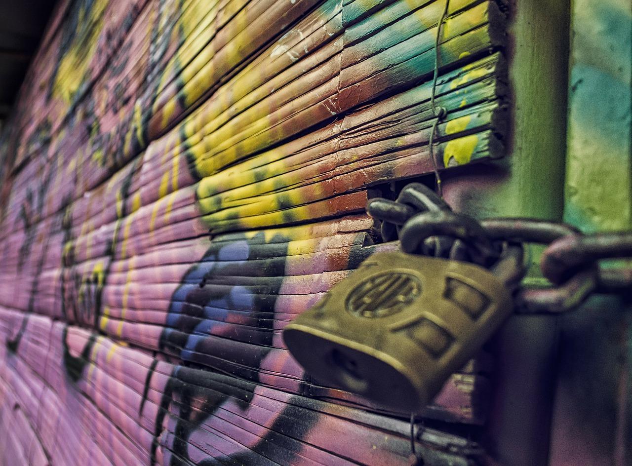 4. 挂锁开锁工具