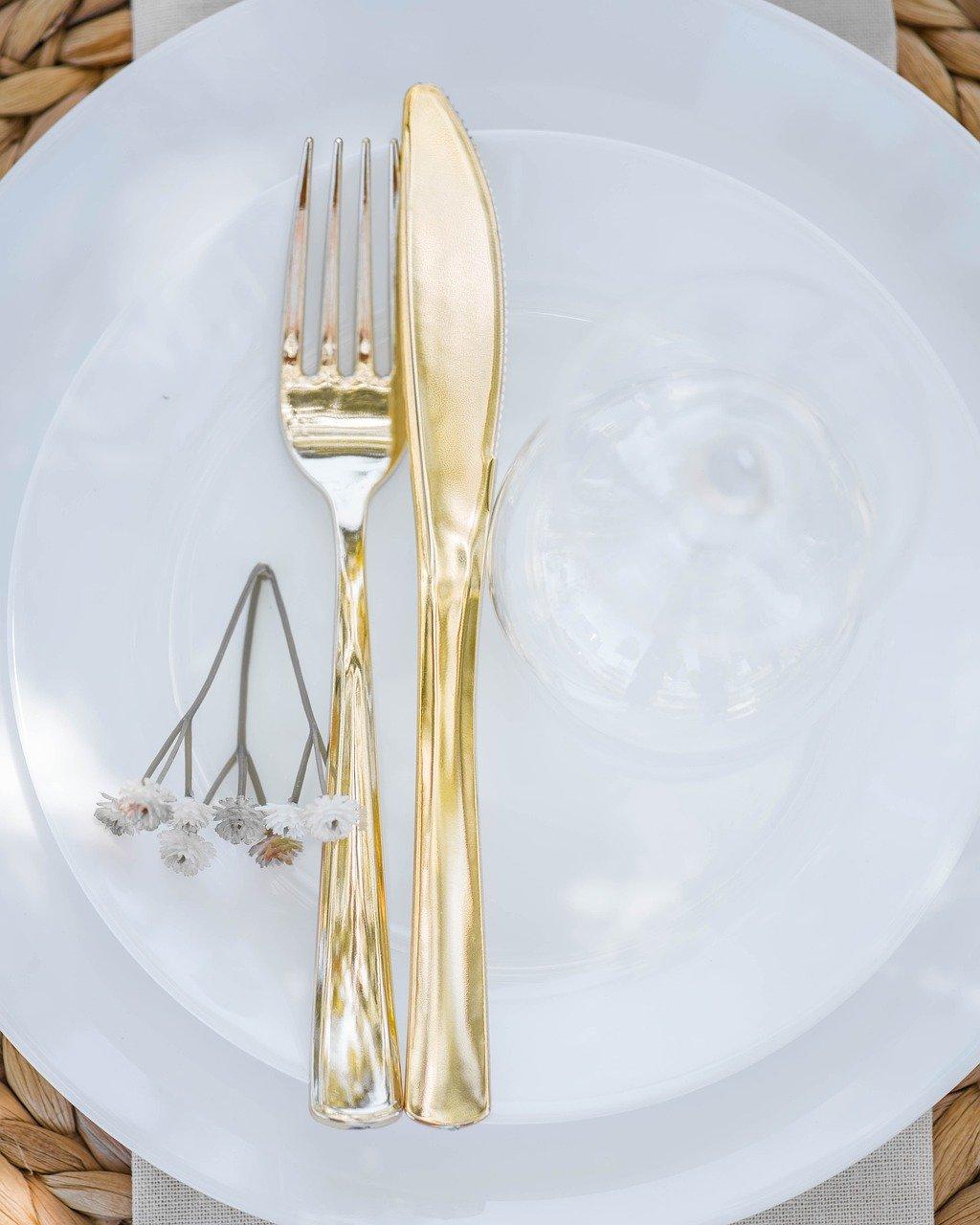 餐桌礼仪我传承