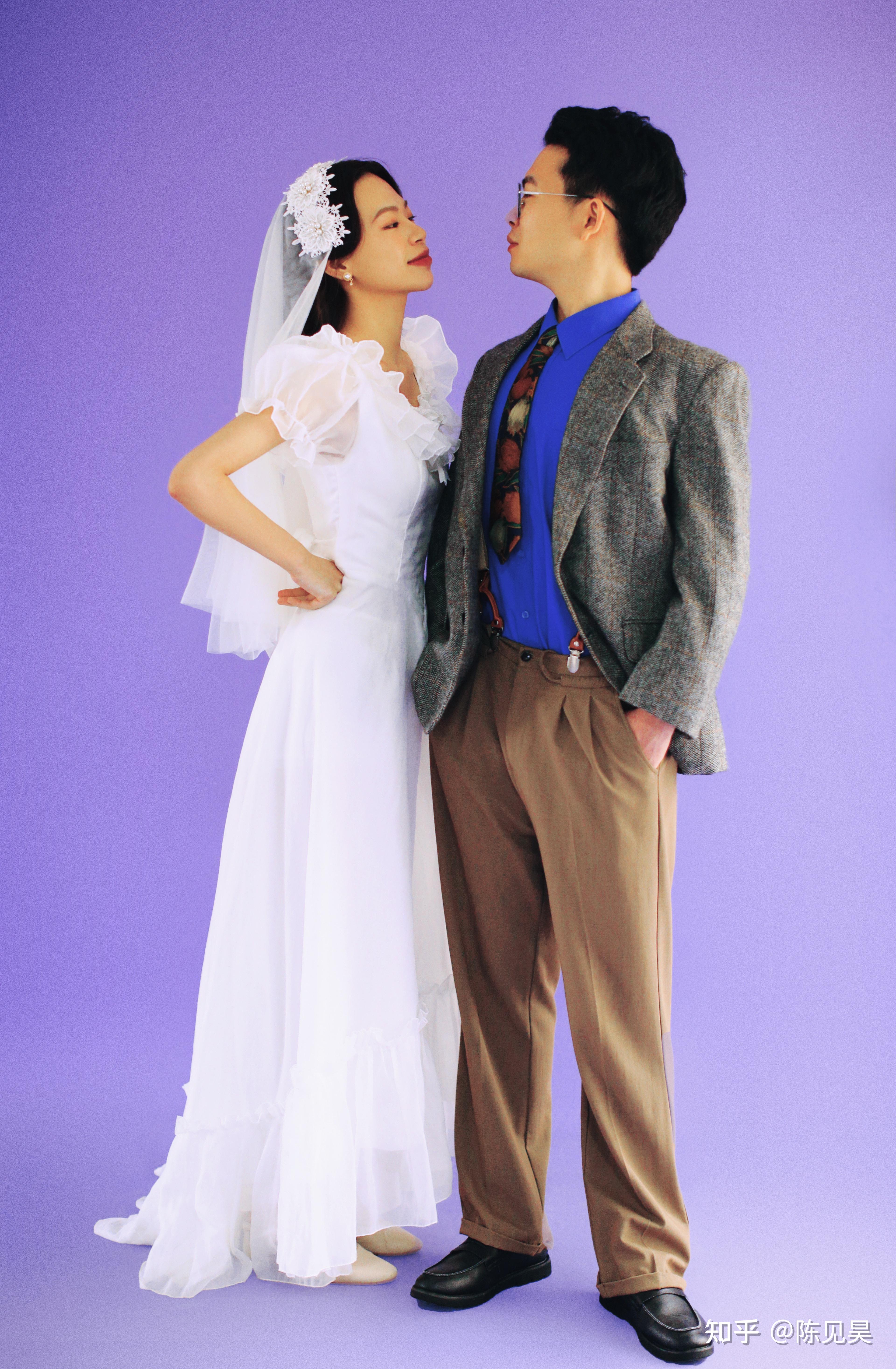 戴眼镜的人怎么拍婚纱照