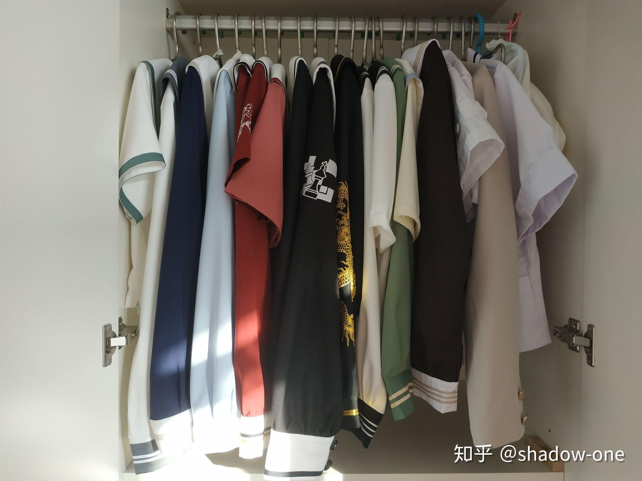 想看看各位lo娘jk的衣柜是怎么布置滴