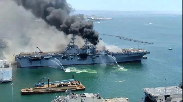 好人理查德”号两栖攻击舰终于变成“死人理查德”了- 知乎