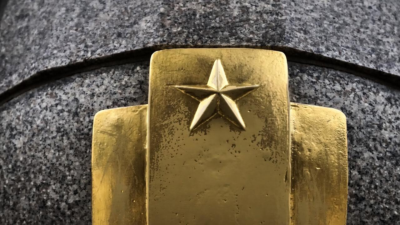 2. 锦天玉龙台户型