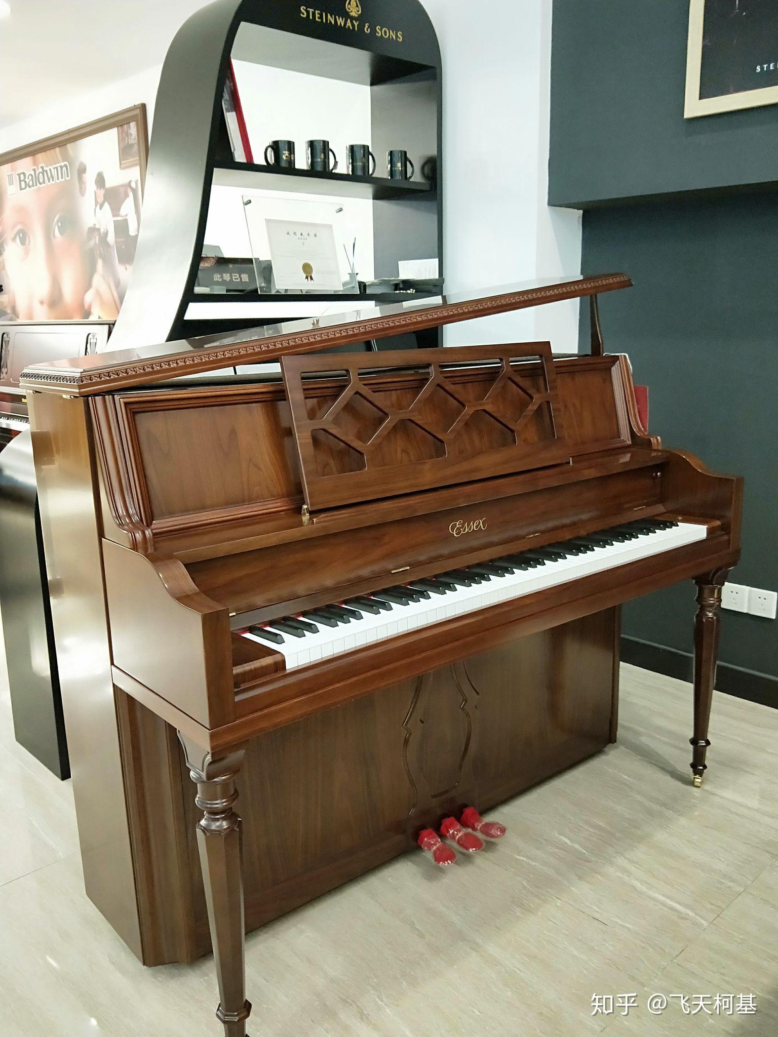 施坦威艾塞克斯111彩色特别喜欢家用是不是小了点116会不会更好一点