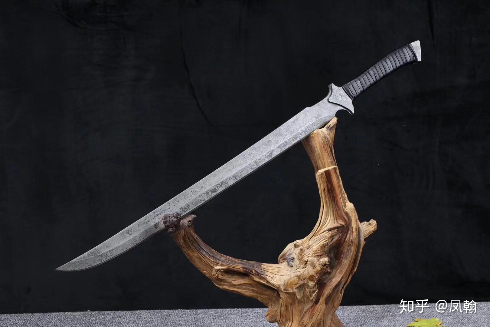对抗丧尸最好的冷兵器是什么? - 知乎