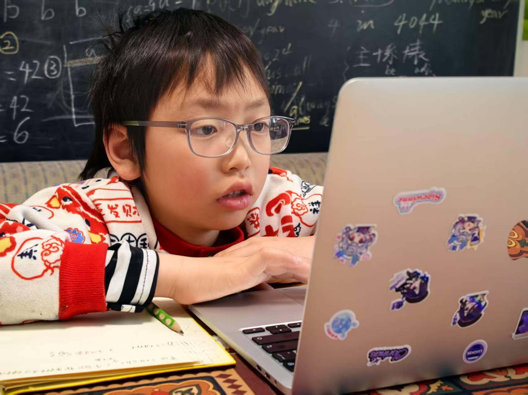 当孩子说「作业太多」时，我们如何区分真实压力与逃避心理？需要介入还是鼓励自我调节？ - 知乎