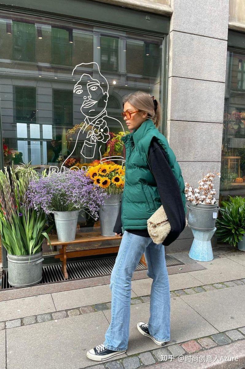 羽绒马甲有哪些时尚又减龄的搭配思路值得分享?