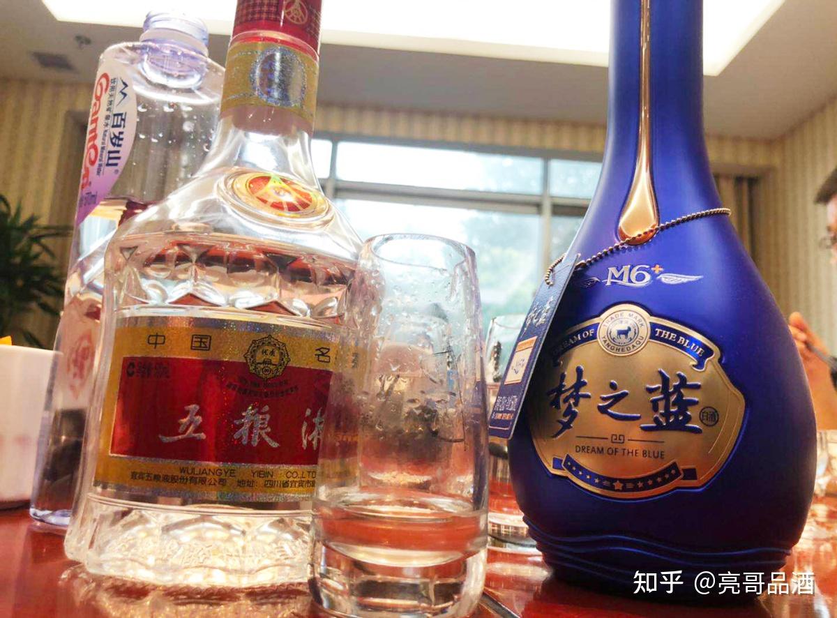 夢之藍 M6 高粱酒 宣酒 北京醇 茅台酒 茅台 中国酒 白酒 五粮液 价格都是“四位数”，梦之蓝M6+（VS）五粮液，你会选谁？