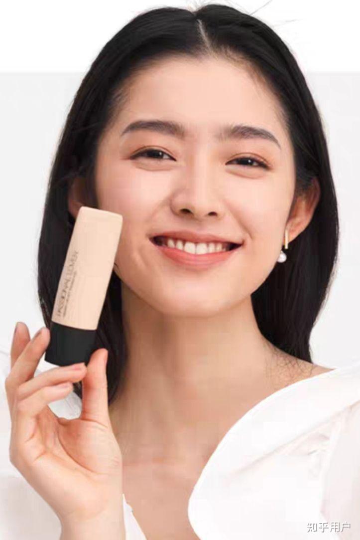 如何评价微博上的婴宁lasw