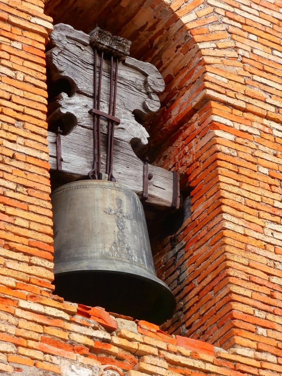大地砖如何贴墙上