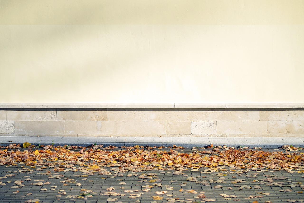 墙上窟窿怎么补