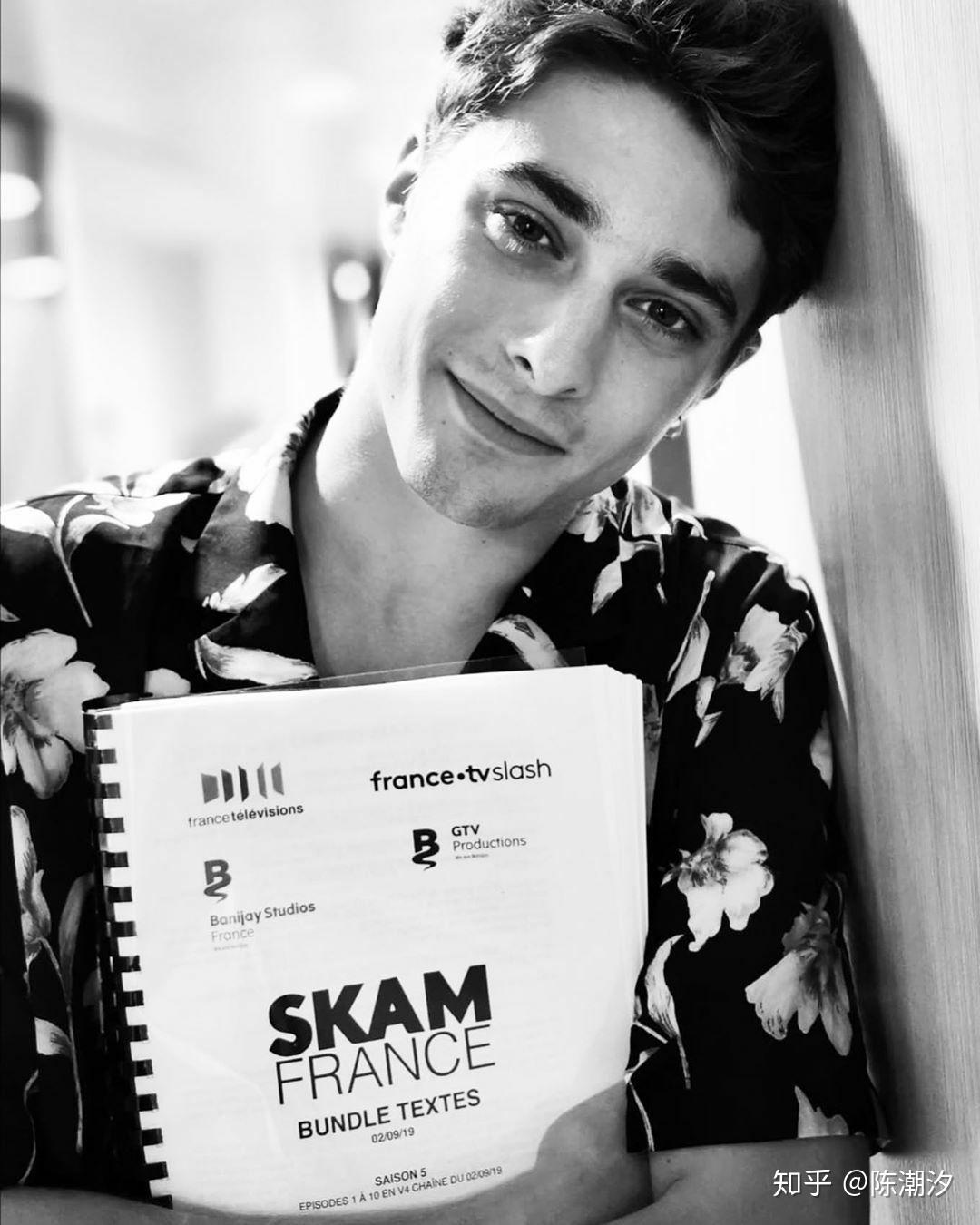 有没有maxence的壁纸啊