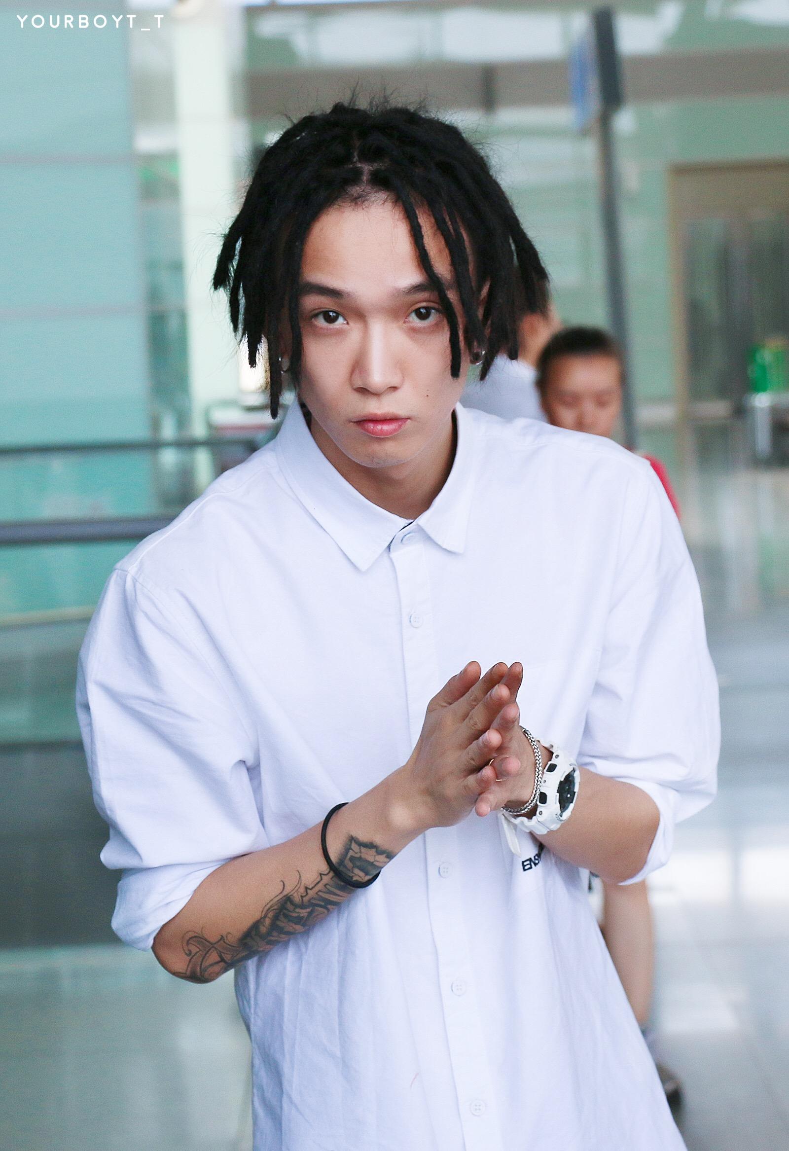 谁有tizzyt的壁纸可以推荐一下的?