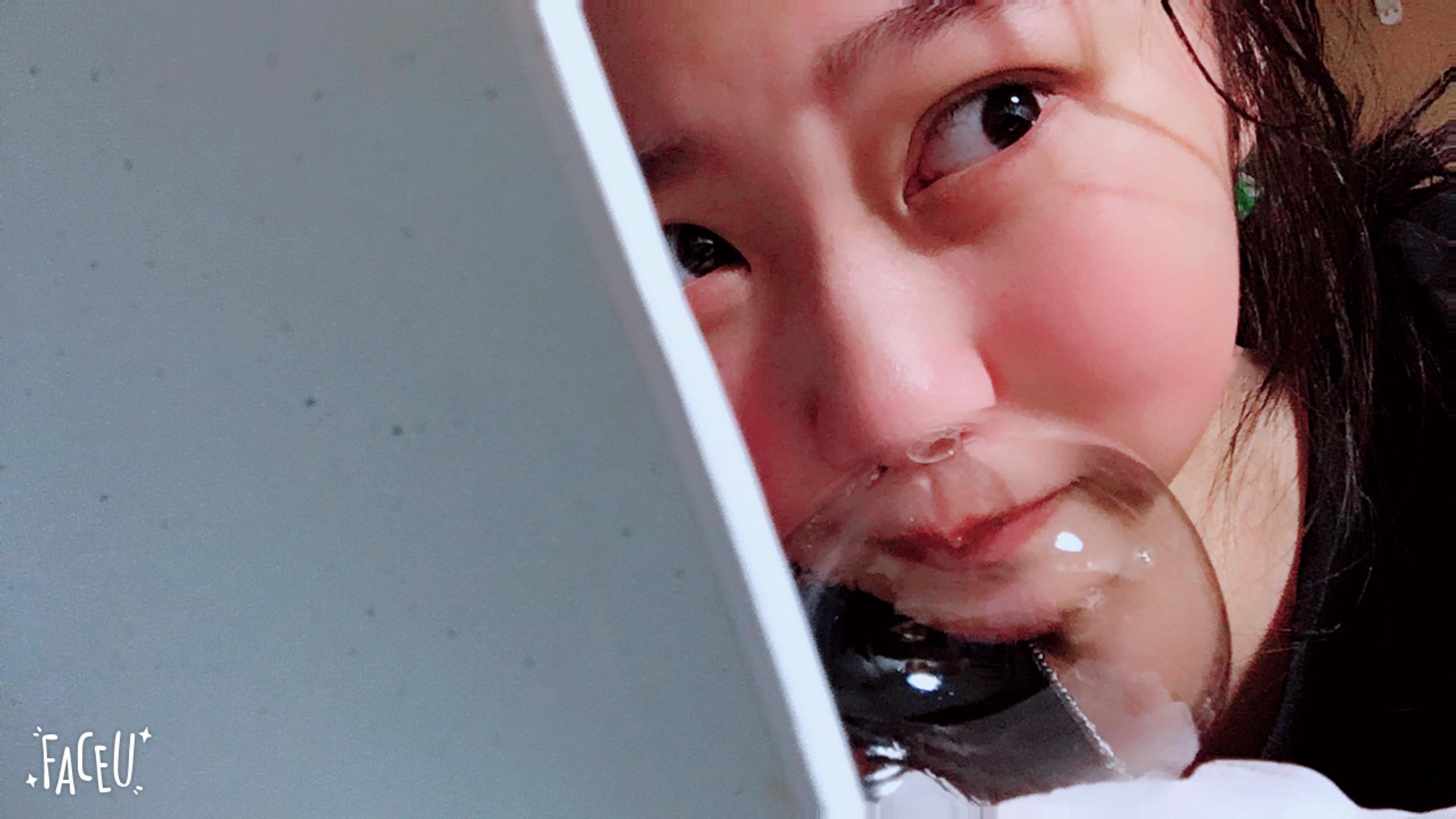 如何吹出鼻涕泡?