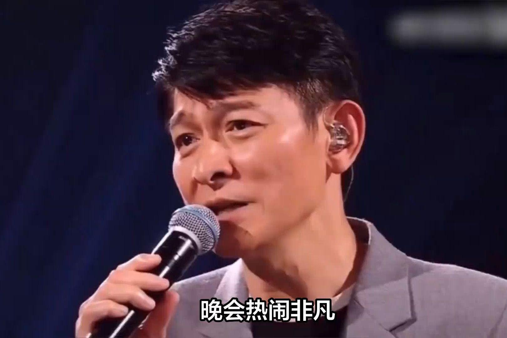 成龙李宇春图片