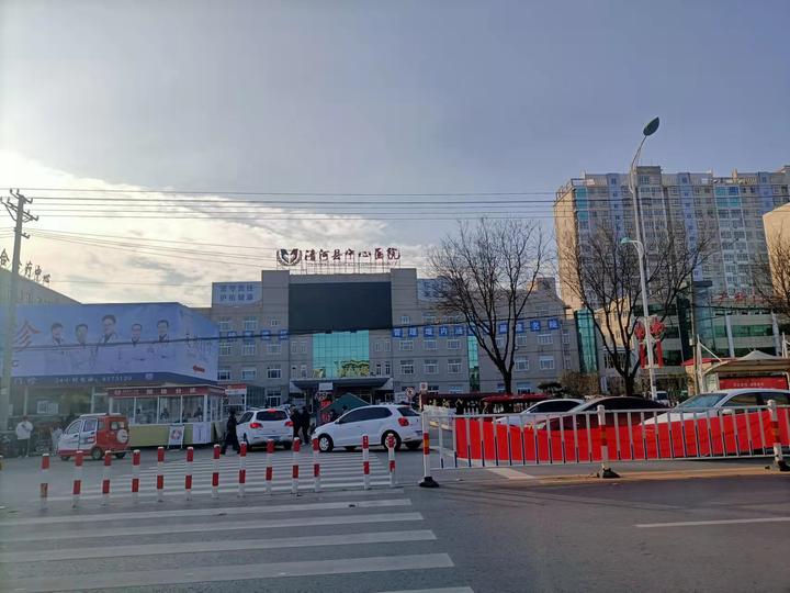 邢台市清河清河县中心医院核酸检测现场人员密集防护松懈被质疑