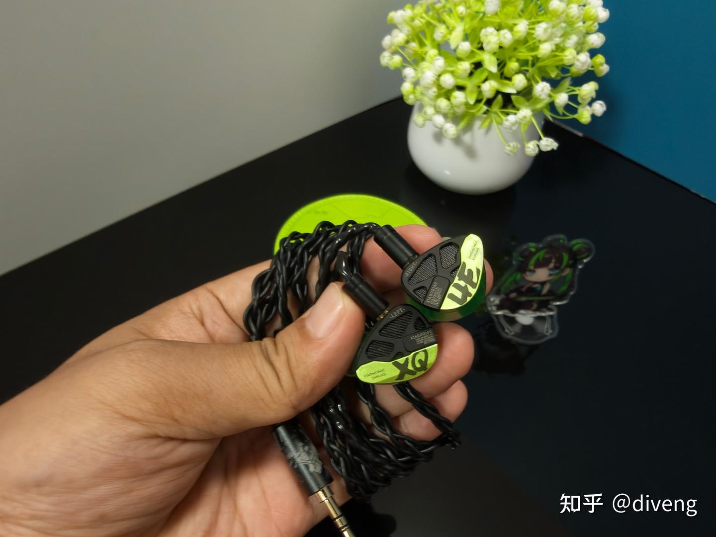 谁的摇滚DNA动了,唐族HE小乔ROCK摇滚版耳塞测评