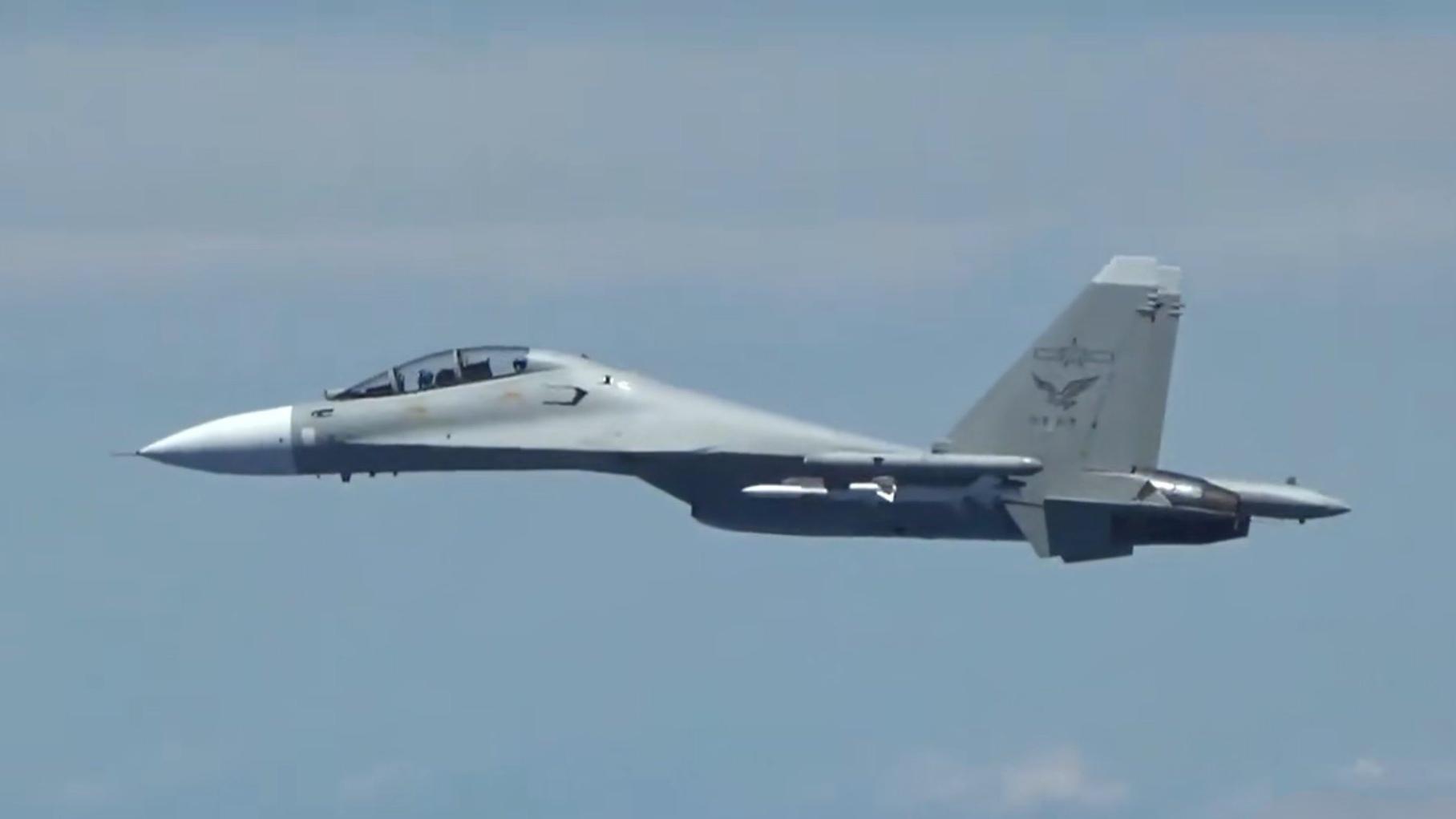 如何评价苏-30MK2战斗机？ - 知乎