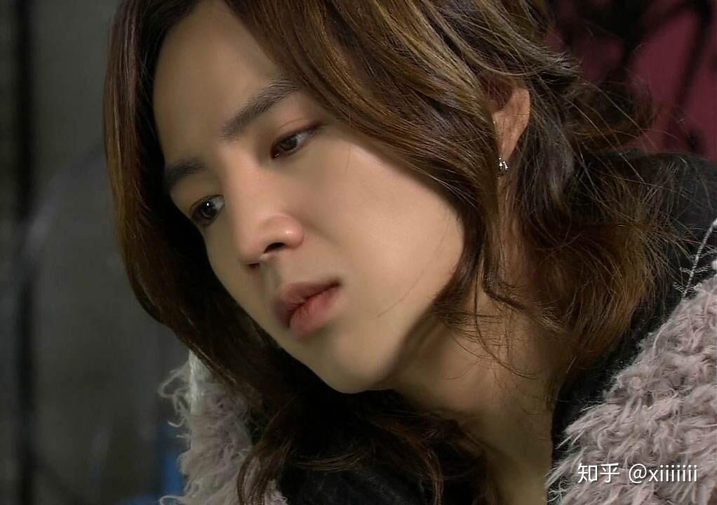 男生留长发比女生还好看是什么体验? - 知乎