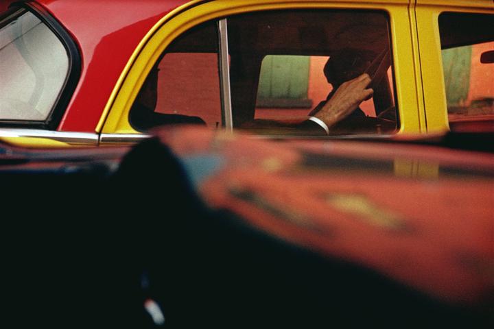 五十年代的情绪色彩—— 摄影师Saul Leiter - 知乎