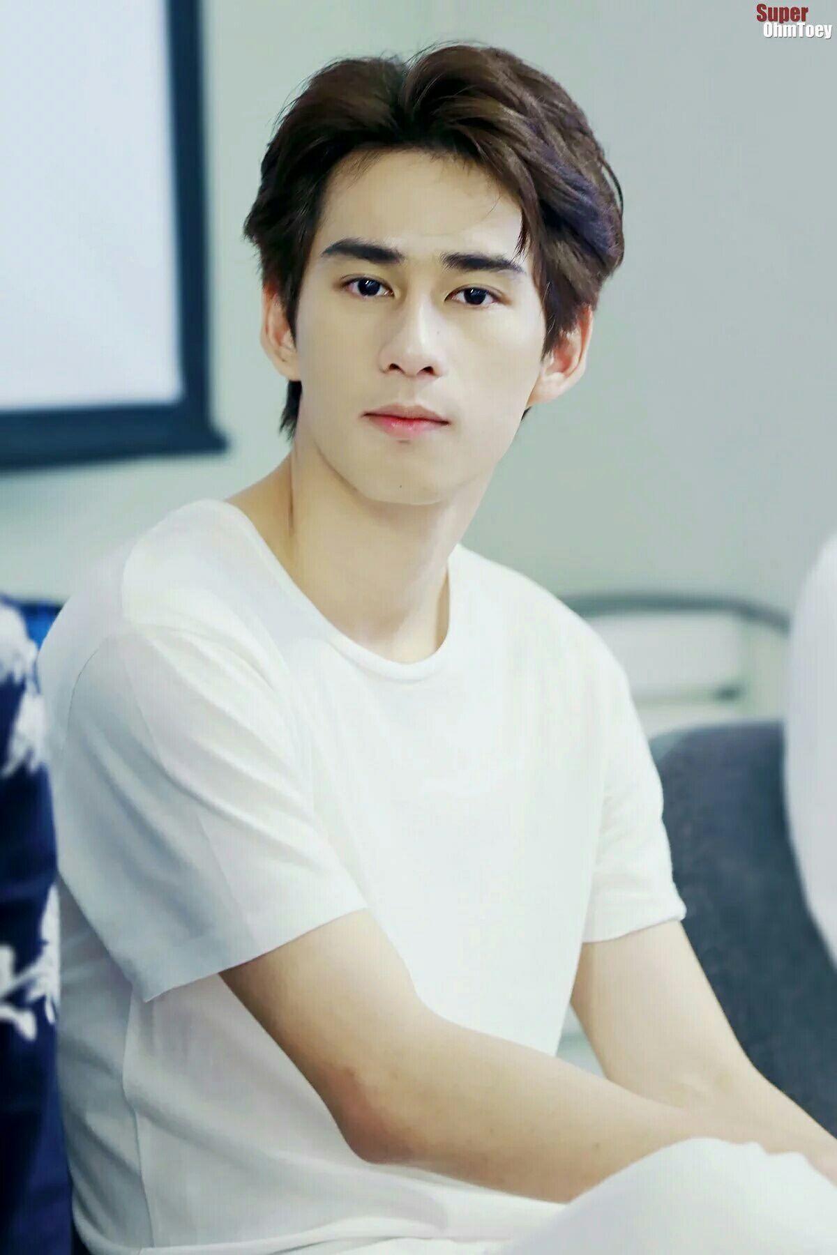 有哪些高颜值的泰国男星? - 知乎