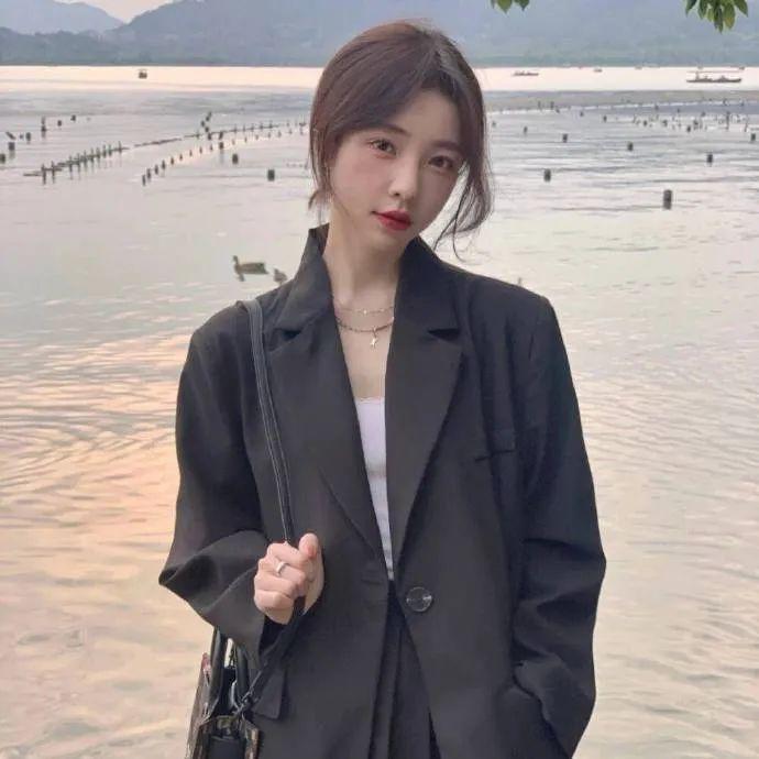 有没有女头像高逼格,仙一点,干净一点? - 知乎