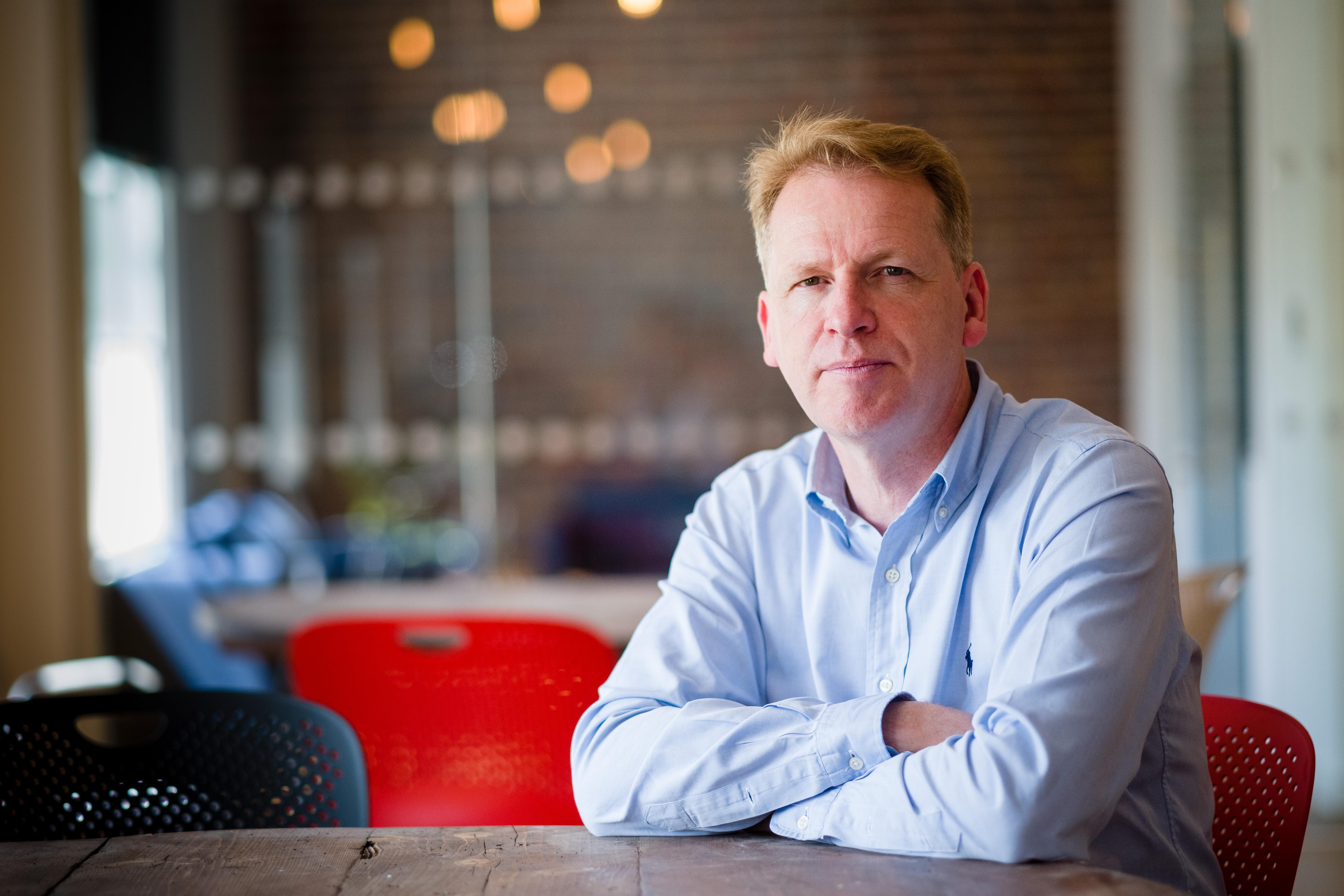 Graphcore联合创始人兼首席执行官Nigel Toon对话《商业周刊/中文版》 - 知乎