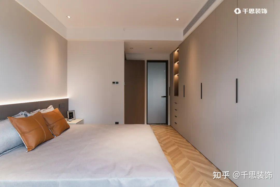 装修案例 | 167㎡意式极简大平层，利落线条诠释空间大气之美！ - 知乎